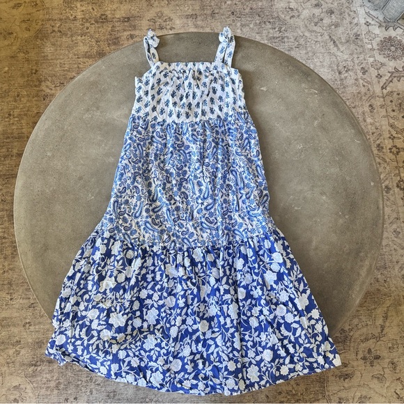 Floral Blue and White Maxi Dress size 7-8 - Picture 2 of 4